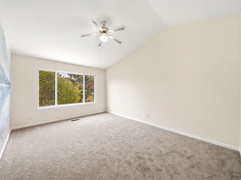 1329 Newport St — Photo 9