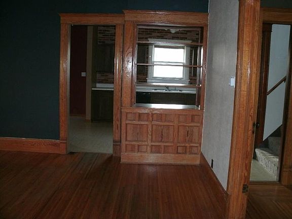 5th image of 405 Hilltop Ave