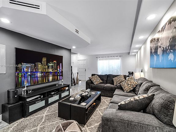 2nd image of 10838 N Kendall Dr APT W7