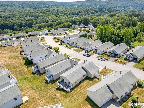 3rd image of 92 Furnace Avenue #60