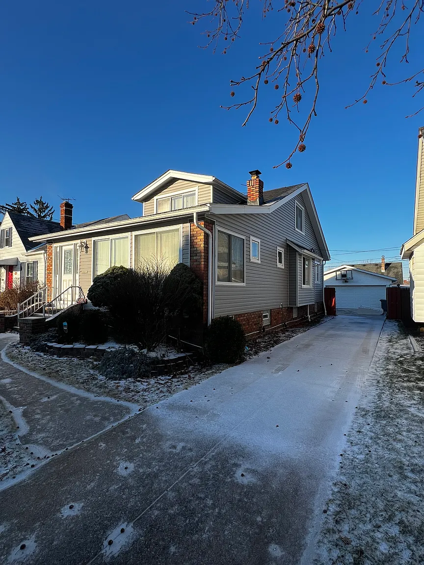 6162 Wareham Rd photo 1