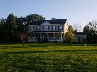 4 Sycamore Dr, Shawangunk, NY 12589