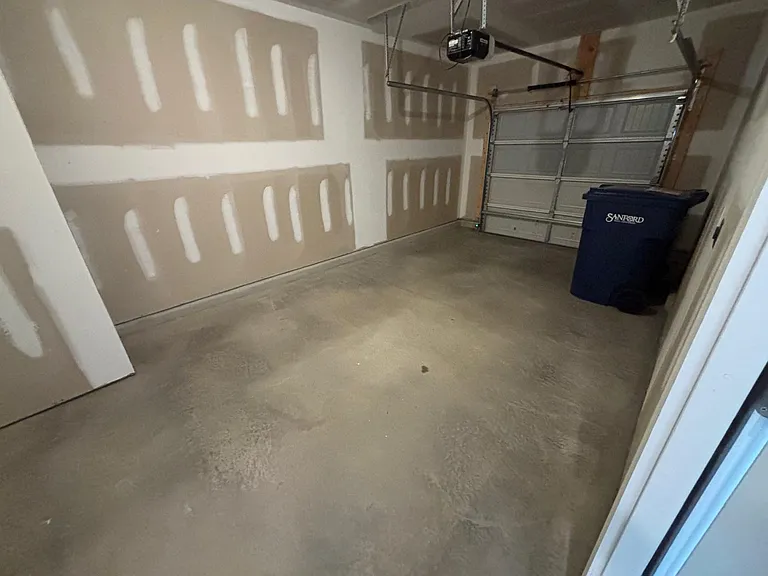 371 David Hill Dr — Photo 24