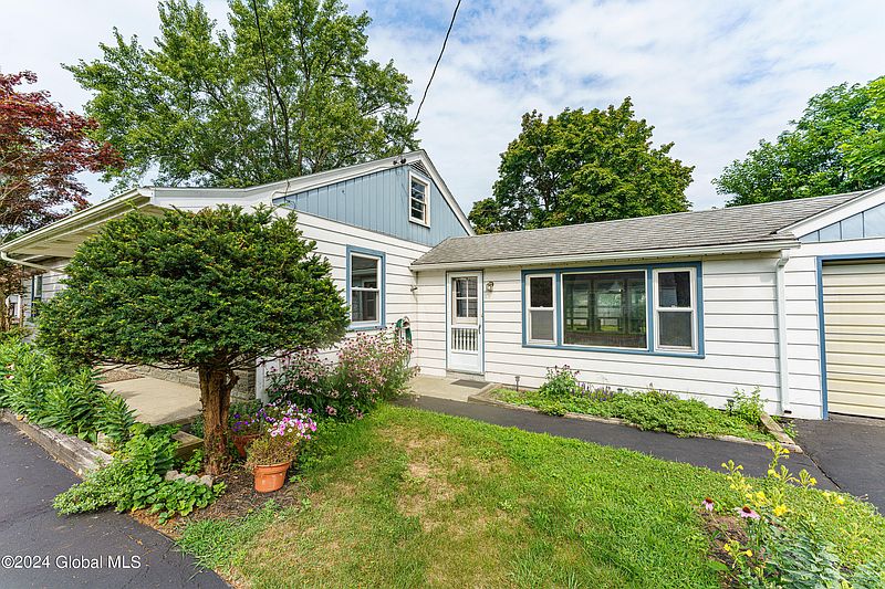 4th image of 32 Fuller Terrace