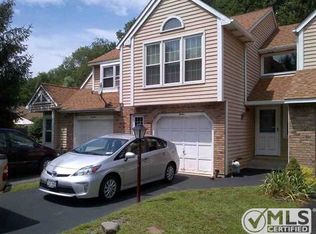 12 Red Maple Rd, Saugerties, NY 12477