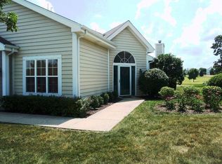 921 Eagleton Dr, Lake Geneva, WI 53147