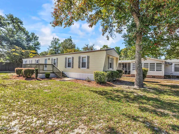 9021 Bonaparte Drive SW, Calabash, NC 28467
