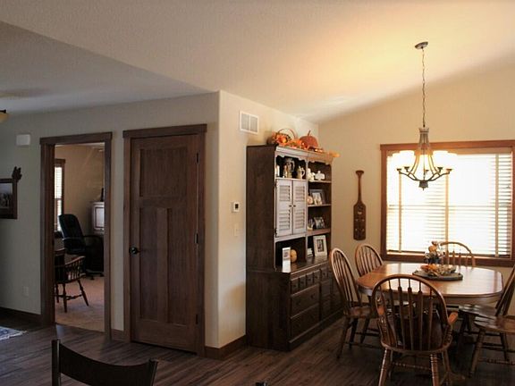 5th image of 2606 Parkfield Dr #1