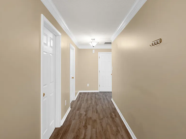 10510 Plantain Ct #6 — Photo 1