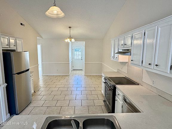5th image of 1412 Joel Dr #B