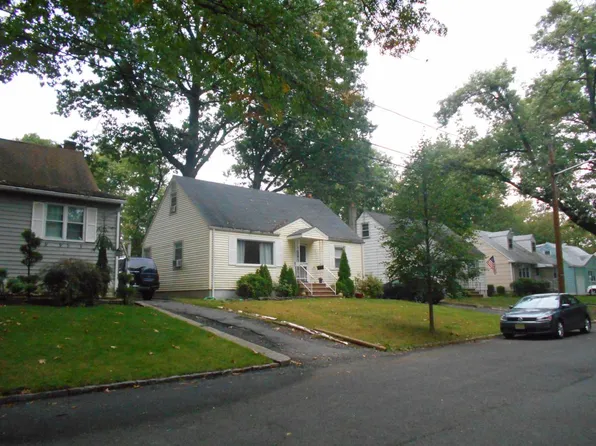 822 Pratt St, Rahway, NJ 07065