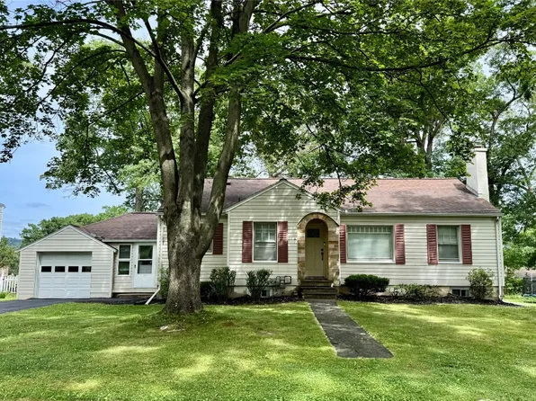 404 Lee Ave, Endwell, NY 13760