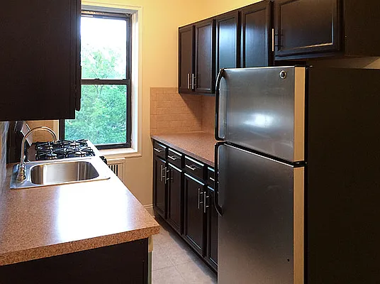 Rented by SW Queens Mezzanine | media 2