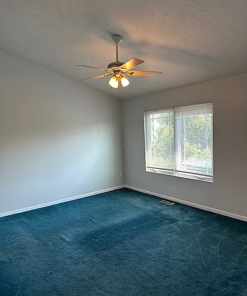 5810 Meadowview Dr — Photo 13