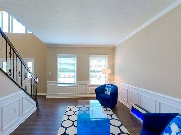 4th image of 313 Balsa Dr