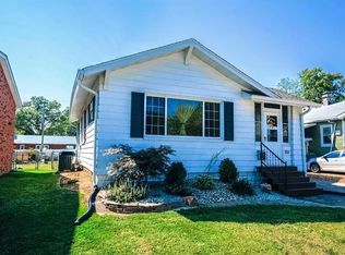 921 Logan St, Alton, IL 62002