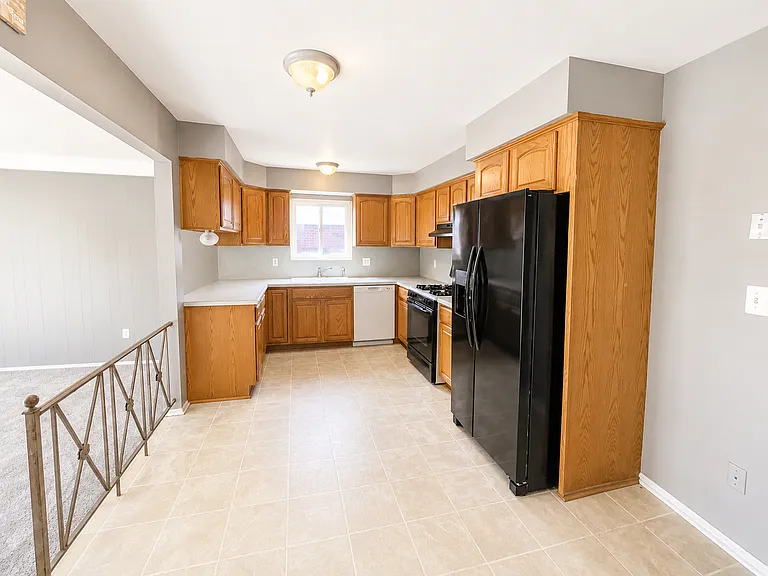 31846 Regal Dr — Photo 8