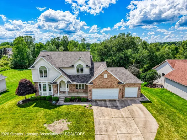 482 Riverwalk Dr, Mason, MI 48854