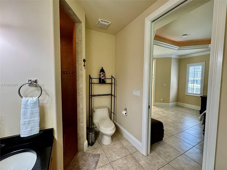 1740 Ludlow Rd — Photo 52