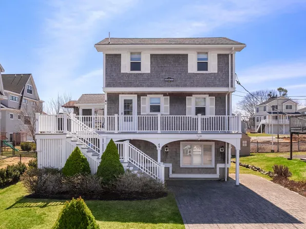 49 Highland Avenue, York, ME 03909