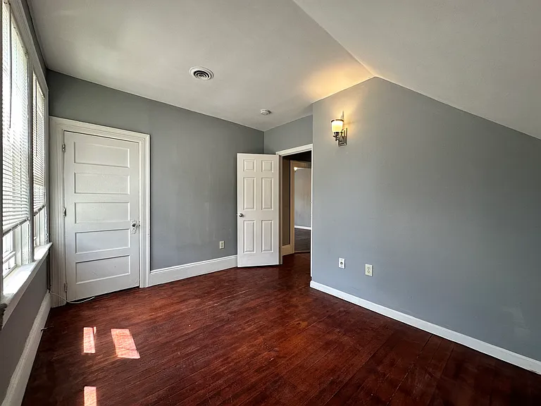 214 Pleasant St #3 — Photo 11
