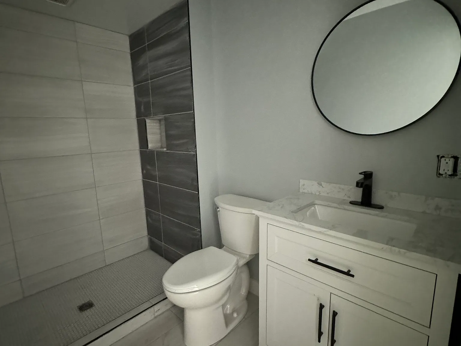 3 bed, $2,800 — Photo 2