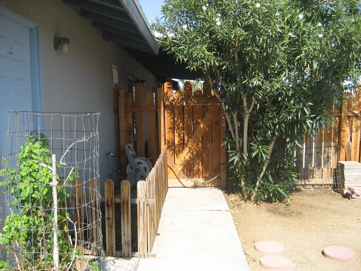 3 bed, 1372 sqft, $1,900 — Photo 4