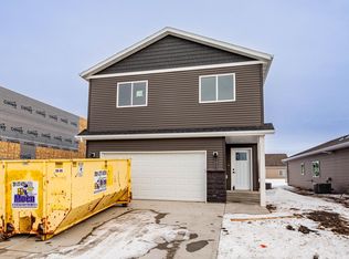 3734 33rd St S, Moorhead, MN 56560