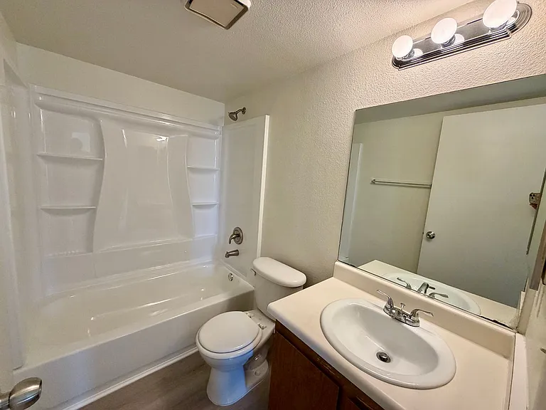 2704 Aarondavid Dr #A — Photo 7