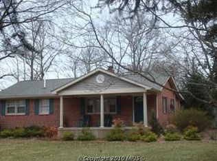 6955 Hawthorne Rd, La Plata, MD 20646