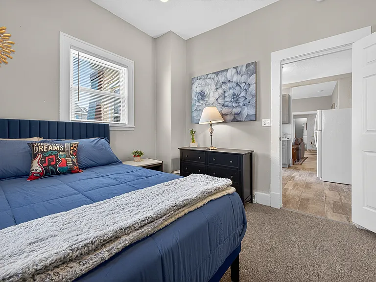 700 Broadway Ave NW #1 — Photo 16