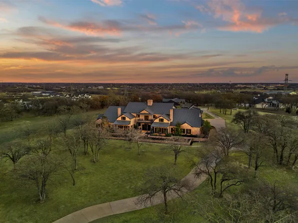 1096 Roadrunner Rd, Bartonville, TX 76226