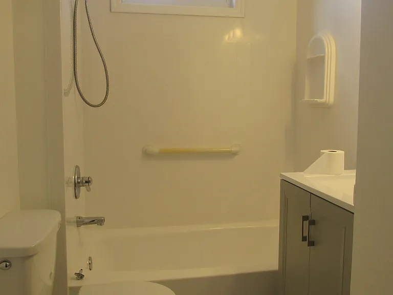 35 Taylor Ave #2 — Photo 9