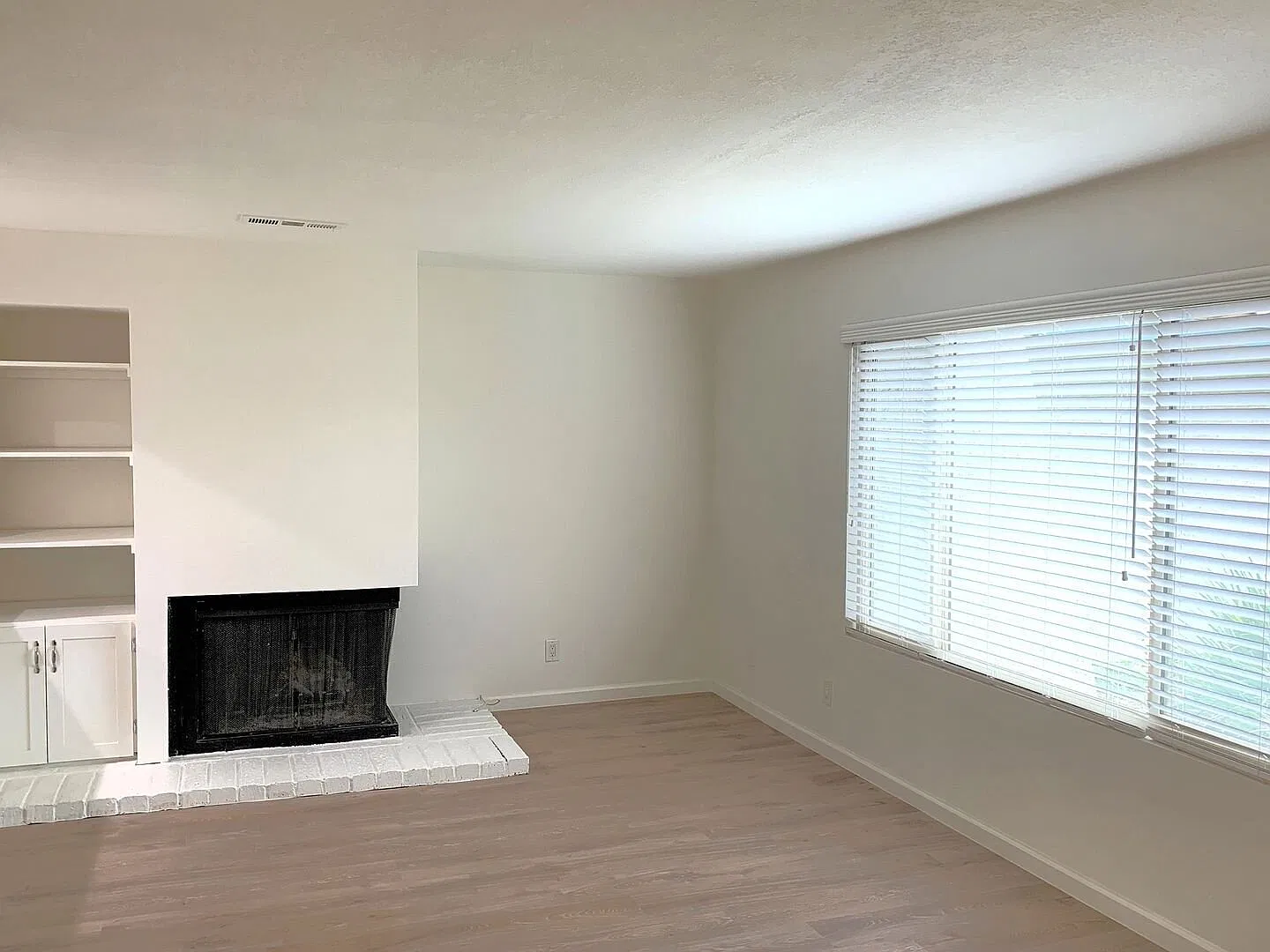 9836 Snowmass Dr. Montclair 91763 (3 Bed / 2.5 Bath) — Photo 4