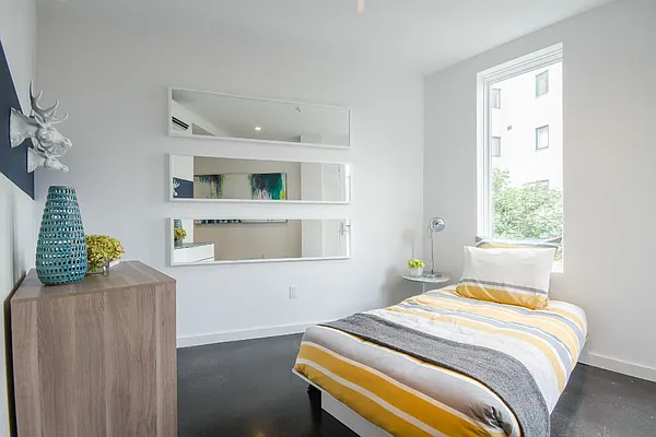 Sold by Rahme Real Estate, LLC | media 13