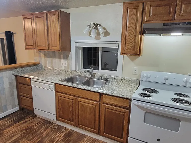 3355 Salmon River Hwy #1 — Photo 12
