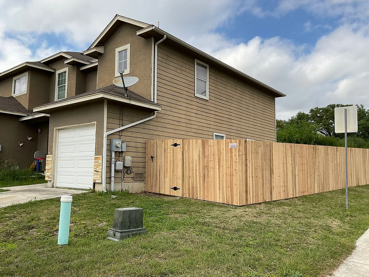 Building Photo - 6403 Aspen Hl