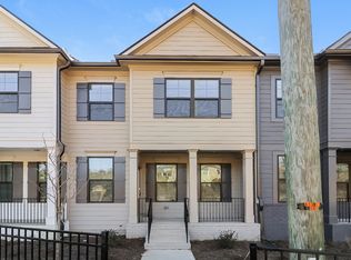 552 Elliston Pl, Ball Ground, GA 30107