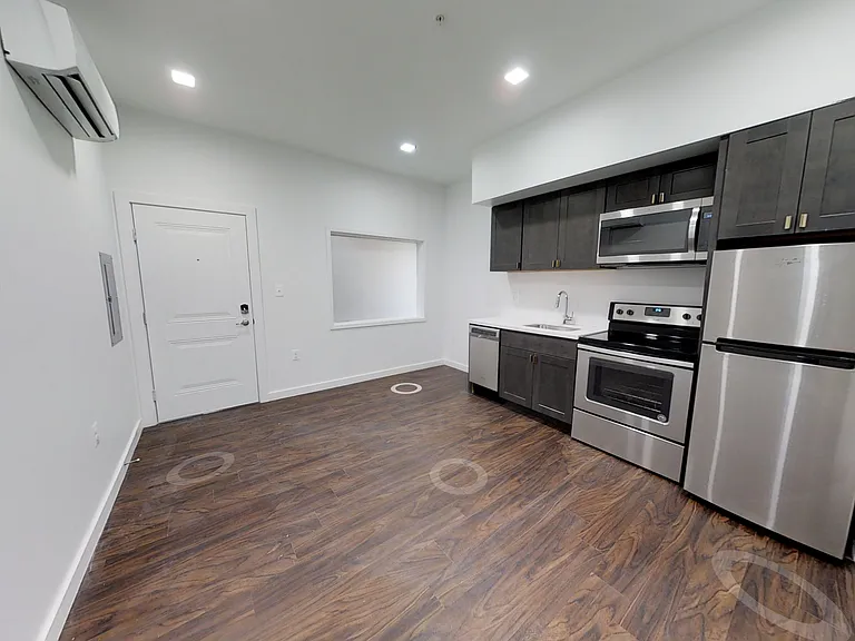 824 N Calvert St — Photo 18