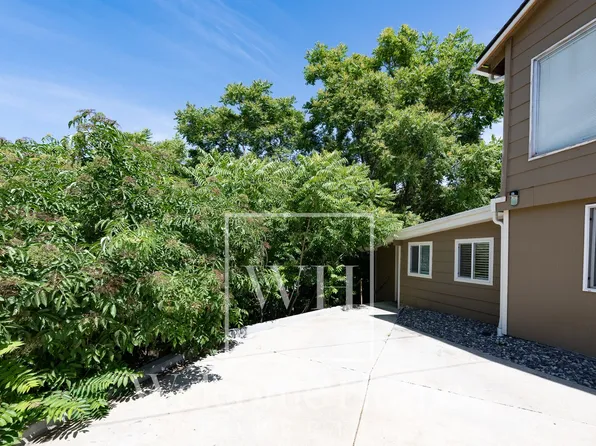 Brownplex, 116 SW 13th St APT 3, College Place, WA 99324