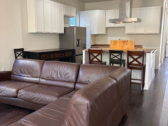 4th image of 1616 11th St #1