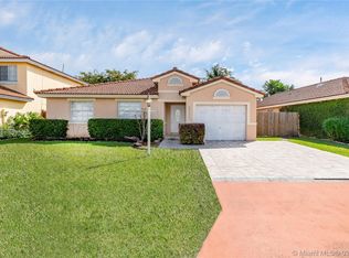 15972 SW 82nd St, Miami, FL 33193