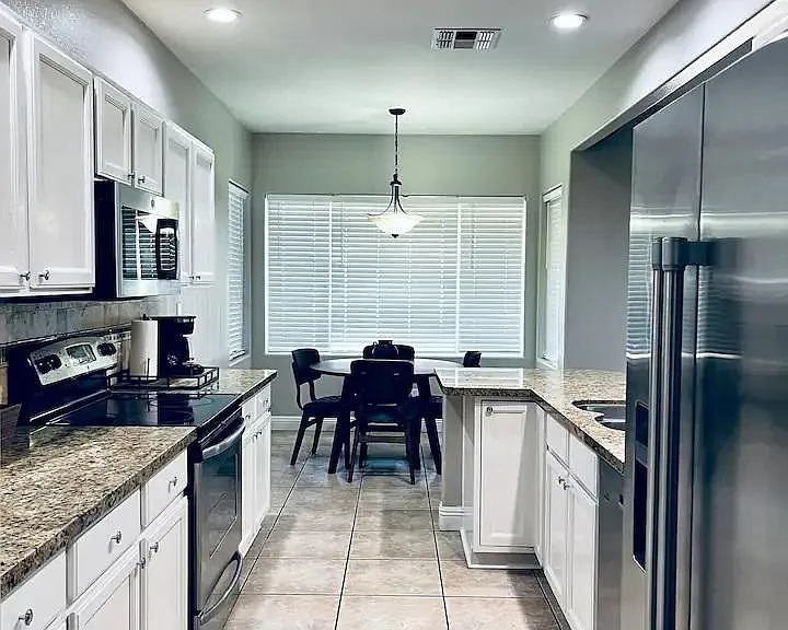 377 N Sicily Pl — Photo 9