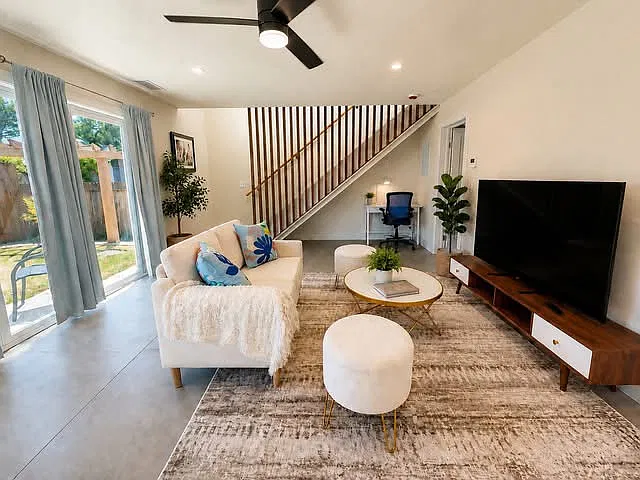 3 bed, 1250 sqft, $4,750 — Photo 4