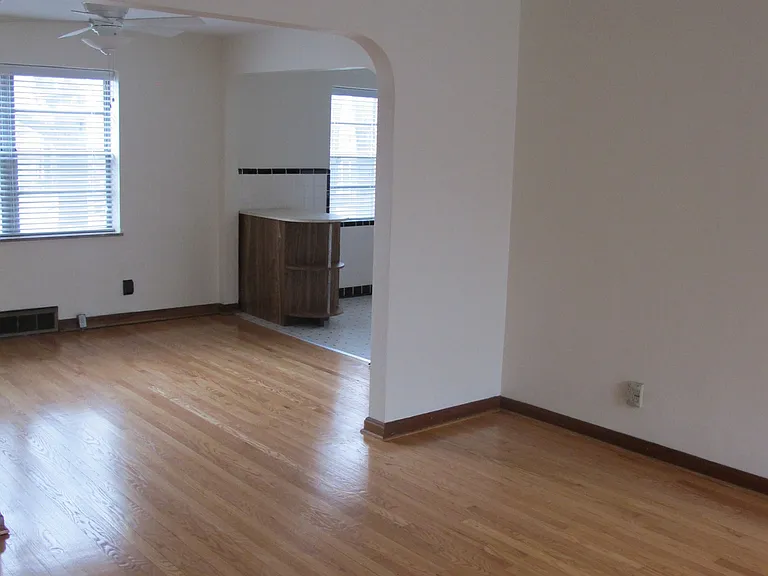 5301 Jamieson Ave #C — Photo 8