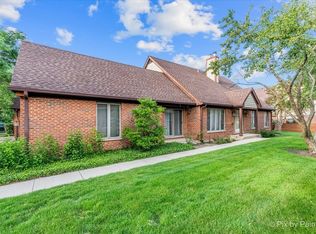 1917 Koehling Rd, Northbrook, IL 60062