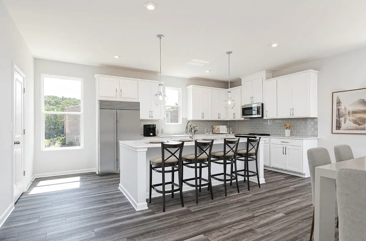 1365 Creek View Ln NW — Photo 4