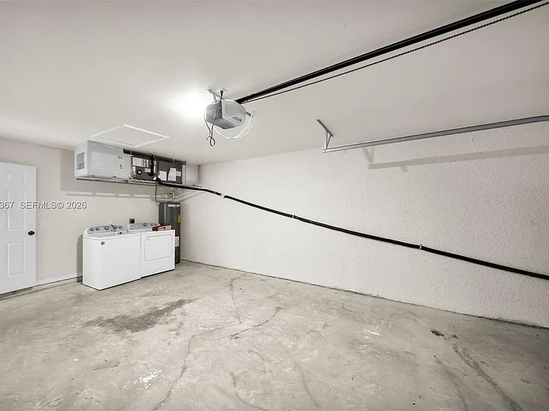 4106 SW 7th Pl — Photo 18