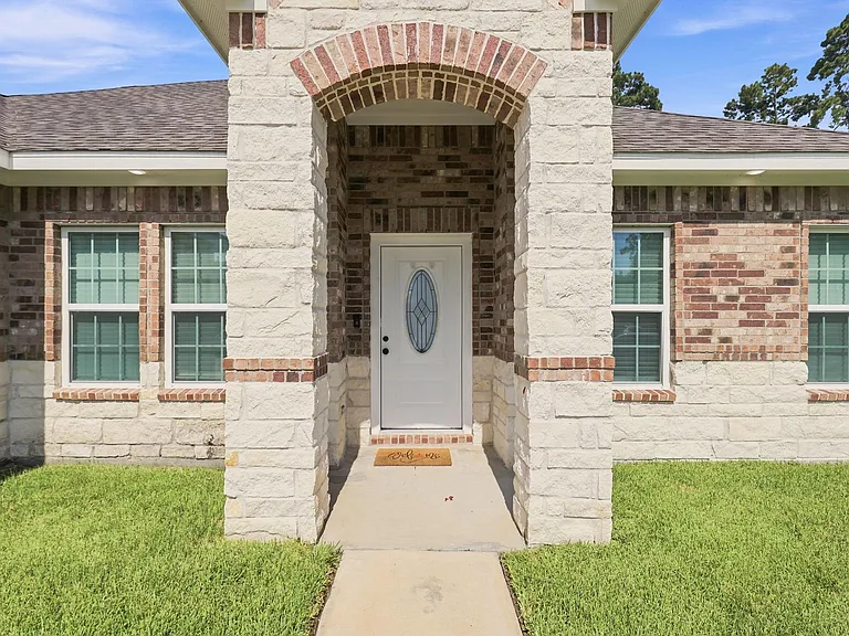15914 Tug Ct — Photo 4