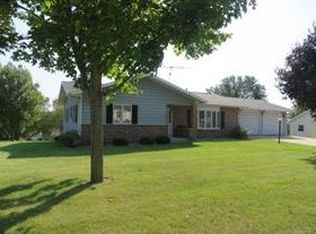 110 Stevens Ln, Markesan, WI 53946